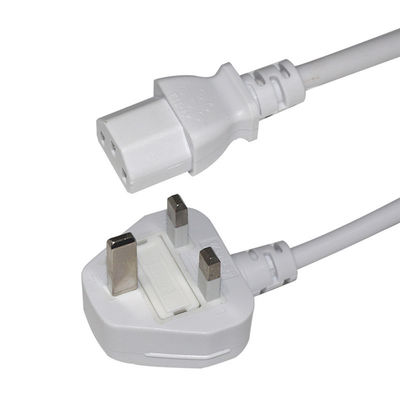 Cavo di alimentazione da UK BS1363 a IEC C13 3G 0.75mm2 in rame