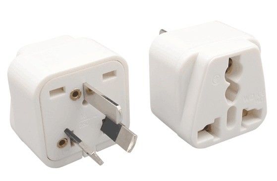Adattatore da spina europea a spina inglese 250V 10A ABS+Rame per viaggi