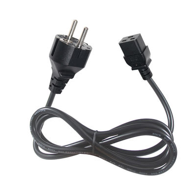 Cordo di alimentazione UE C19 PDU Strip di presa IEC con fili strappati e presa standard CEE 240V 30A