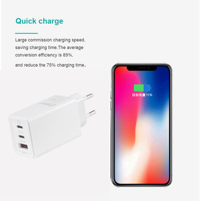 European GaN Tech 3Ports 65W USB C USB-A QC3.0 caricabatterie per laptop bianco