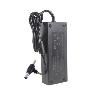 55X21mm 24V 2A Adaptore di commutazione doppio angolo Dc presa di alimentazione stile desktop