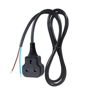 Sottovoce femminile standard (BS) del Regno Unito con terminali di filo pre-striped e stagnato per connessioni di crimp sicure