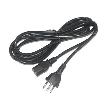 Cable di alimentazione C13 a tre punte e rettilineo di tipo industriale nero impermeabile per computer/server