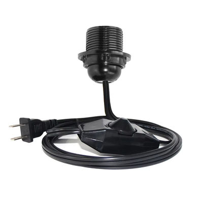 Cable di adattatore a presa resistente alla fiamma con presa della lampadina E26 e interruttore di attenuazione in linea, NEMA 1-15P a convertitore E26