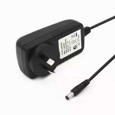 Collegatore AU Pin Dc a 2 AU Pin DC Conductor di rame puro Adaptatore di alimentazione ABS Materiale isolante Input 12V 1A/2A