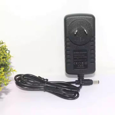 Collegatore AU Pin Dc a 2 AU Pin DC Conductor di rame puro Adaptatore di alimentazione ABS Materiale isolante Input 12V 1A/2A