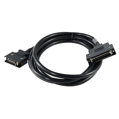 DB - 25 maschio a DB - 50 maschio cavo 1.2ft blindato per apparecchiature industriali / sistemi di prova (25 - 50 conversione di pin)