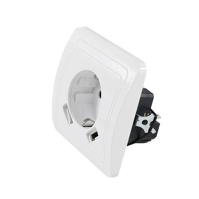Stagno a parete standard europeo 250V 16A