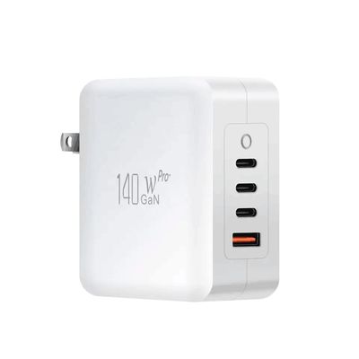 Caricabatterie da muro rapido 140W 3XUSB-C e USB-A a 2 pin EU/AU per smartphone, laptop, tablet | Protezione da sovraccarico e cortocircuito | Conforme CE e RoHS