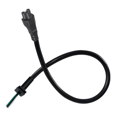 Cavo di alimentazione IEC C5 a SR con scarico trazione per cablaggio personalizzato