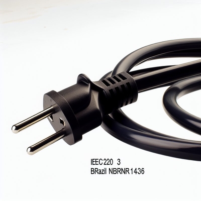 Brasile NBR14136 IEC320 C5 3-Pin Cordone di alimentazione 3x0.75mm2 1.8M Nero